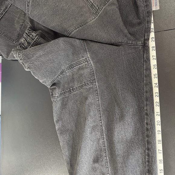 Universal Thread Denim Jumpsuit Sz 16 Black Barrel Leg Zip Up Long Sleeve - Picture 12 of 16